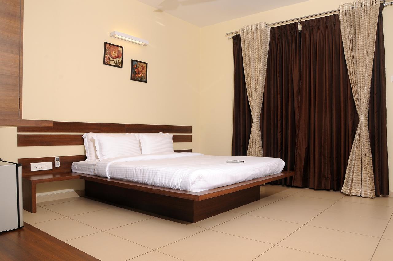 Hotel 3 Leaves Kolhapur Esterno foto