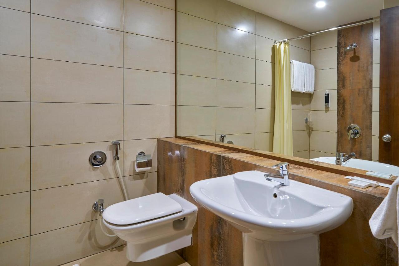 Hotel 3 Leaves Kolhapur Esterno foto