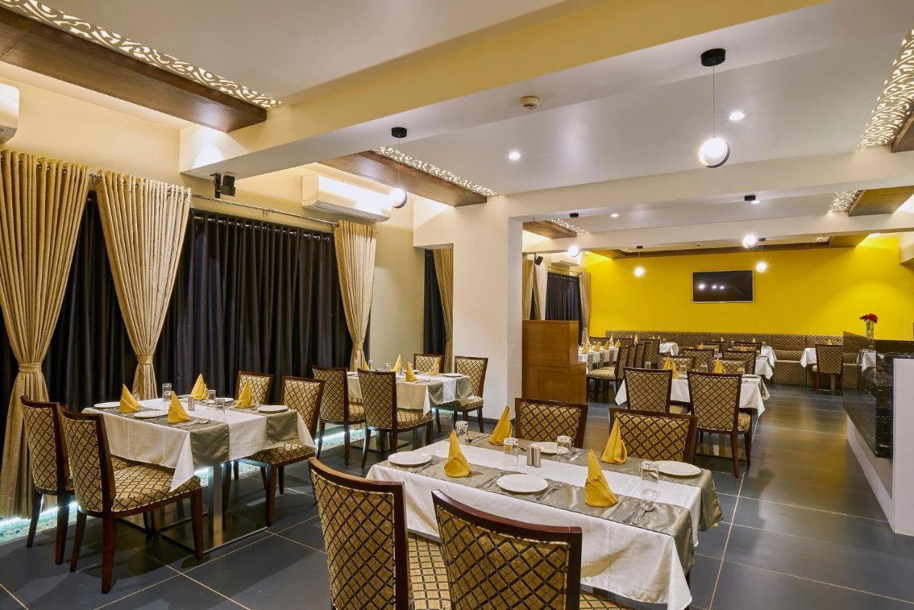 Hotel 3 Leaves Kolhapur Esterno foto
